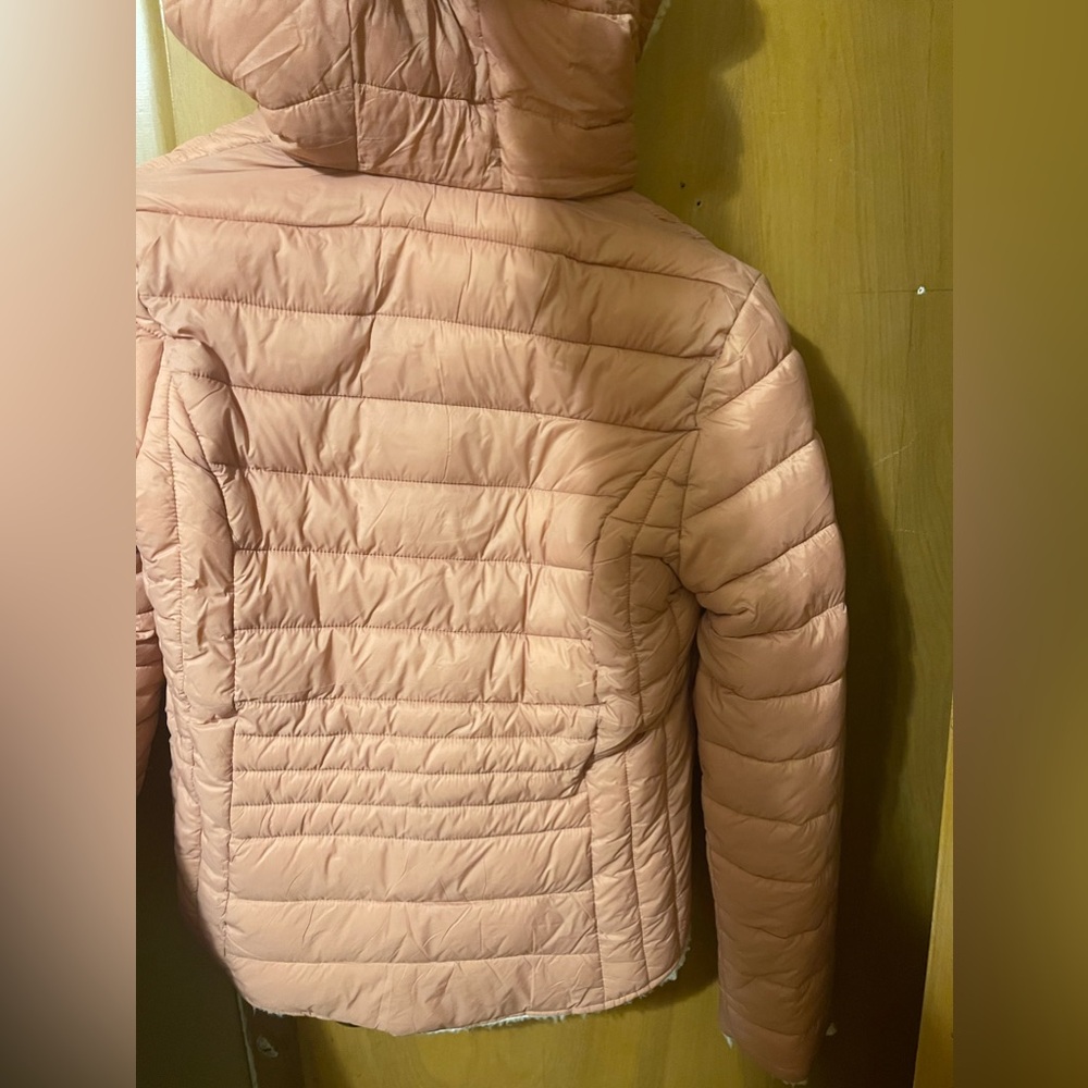 Reversible Puffer Jacket - Mauve - image 4